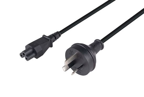 Dynamix DYNAMIX 0.3M 3-Pin to C5 Clover Shaped Female Connector 7.5A C-POWERNC03