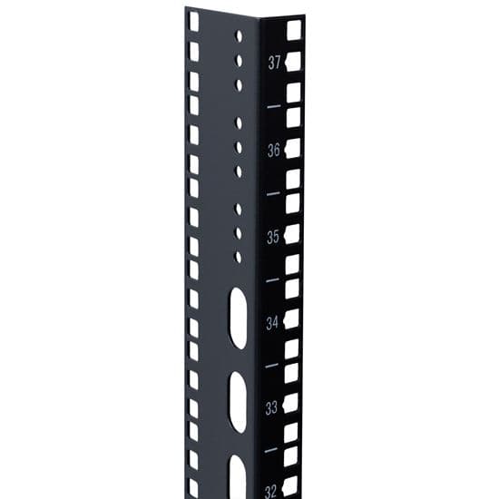Dynamix DYNAMIX 42U L-shaped mounting rail for 600mm width cabinets. RALM42-6