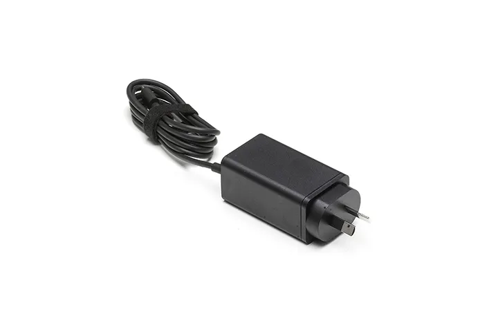 DJI 65W Portable Charger(AU) CP-MA-00000468 DJI — view 2