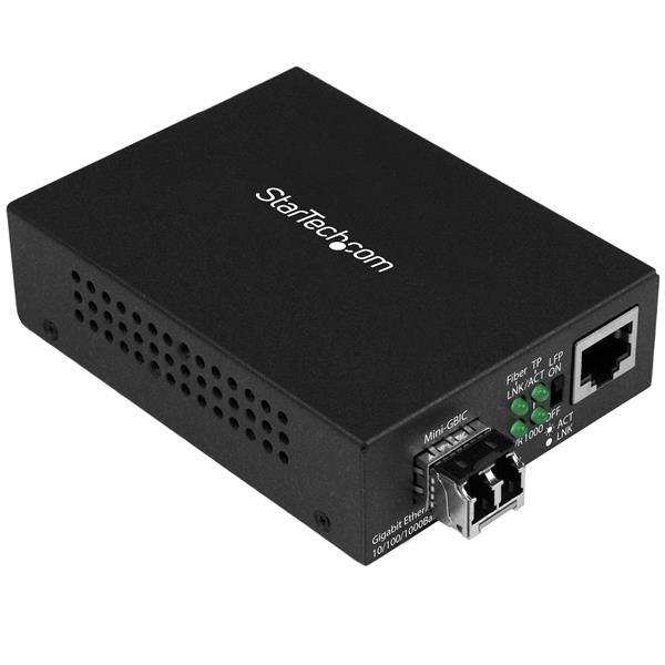 STARTECH.COM 10/100/1000 ETHERNET TO FIBER MEDIA CONVERTER - 550M, 2 YR STARTECH — view 2