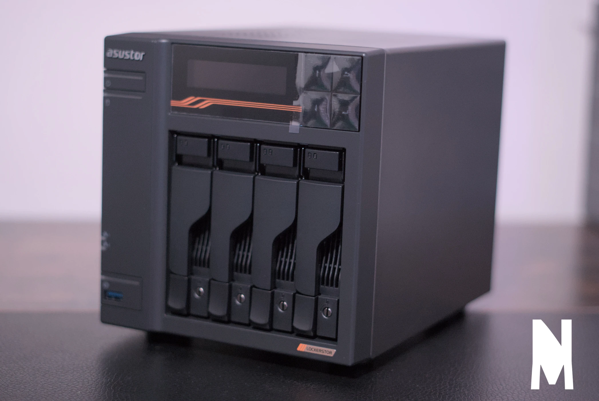 Asustor Lockerstor 4 Gen3 AS6804T 4 Bay ASUSTOR — view 2